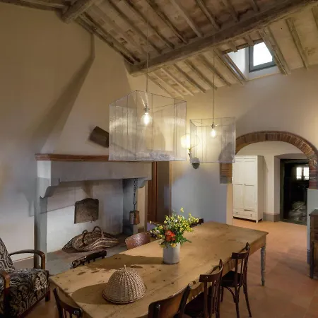 Вилла In Tuscany With Organic Wine Estate